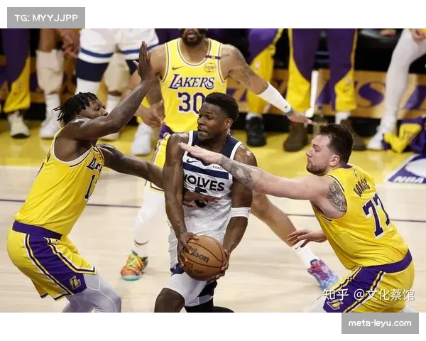 西部季后赛席位竞争白热化 太阳森林狼仅差0.5个胜场 西部季后赛席位竞争白热化 太阳森林狼仅差0.5个胜场